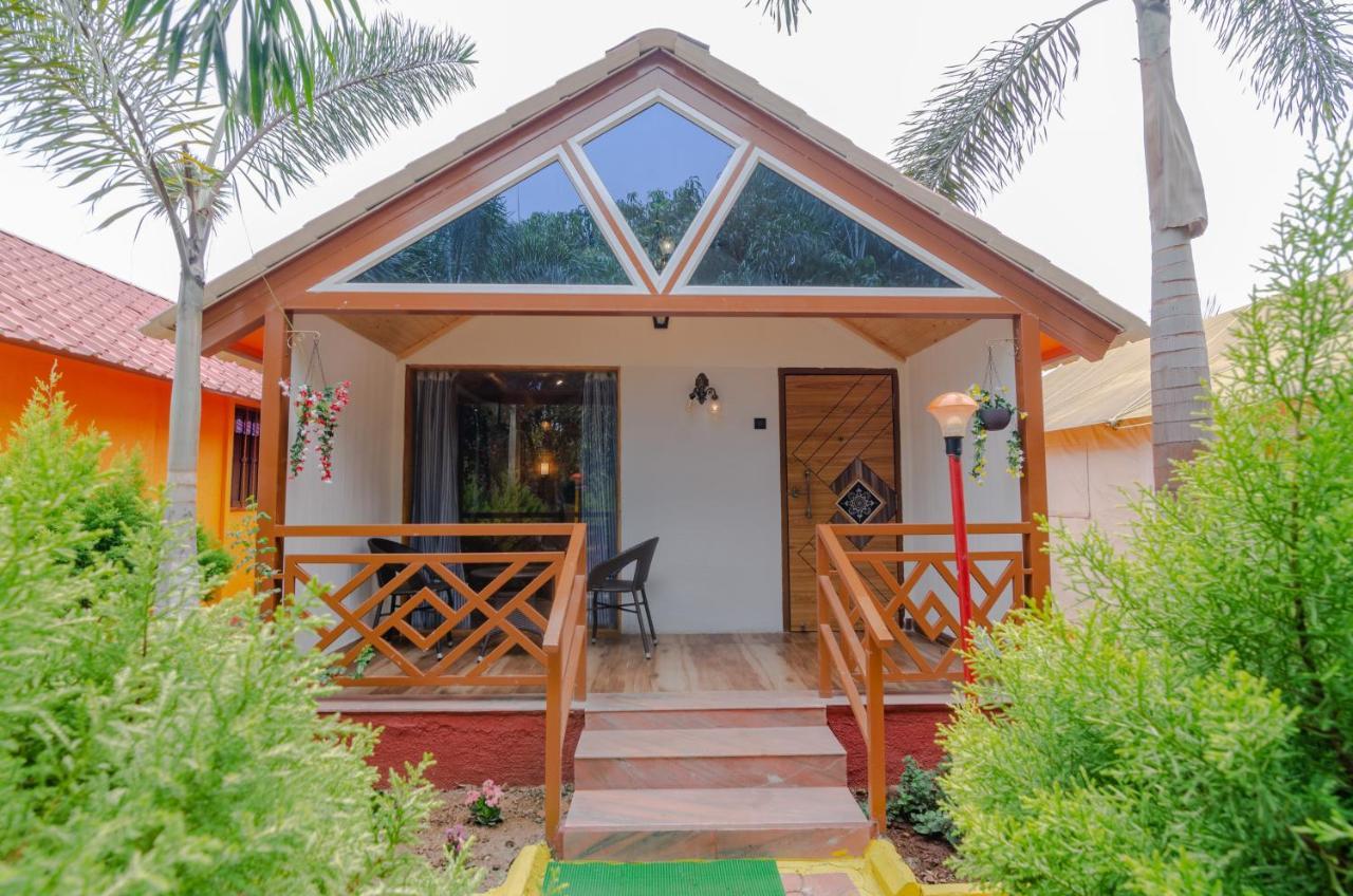 Natures Dreamland Holiday Homes, Igatpuri Buitenkant foto
